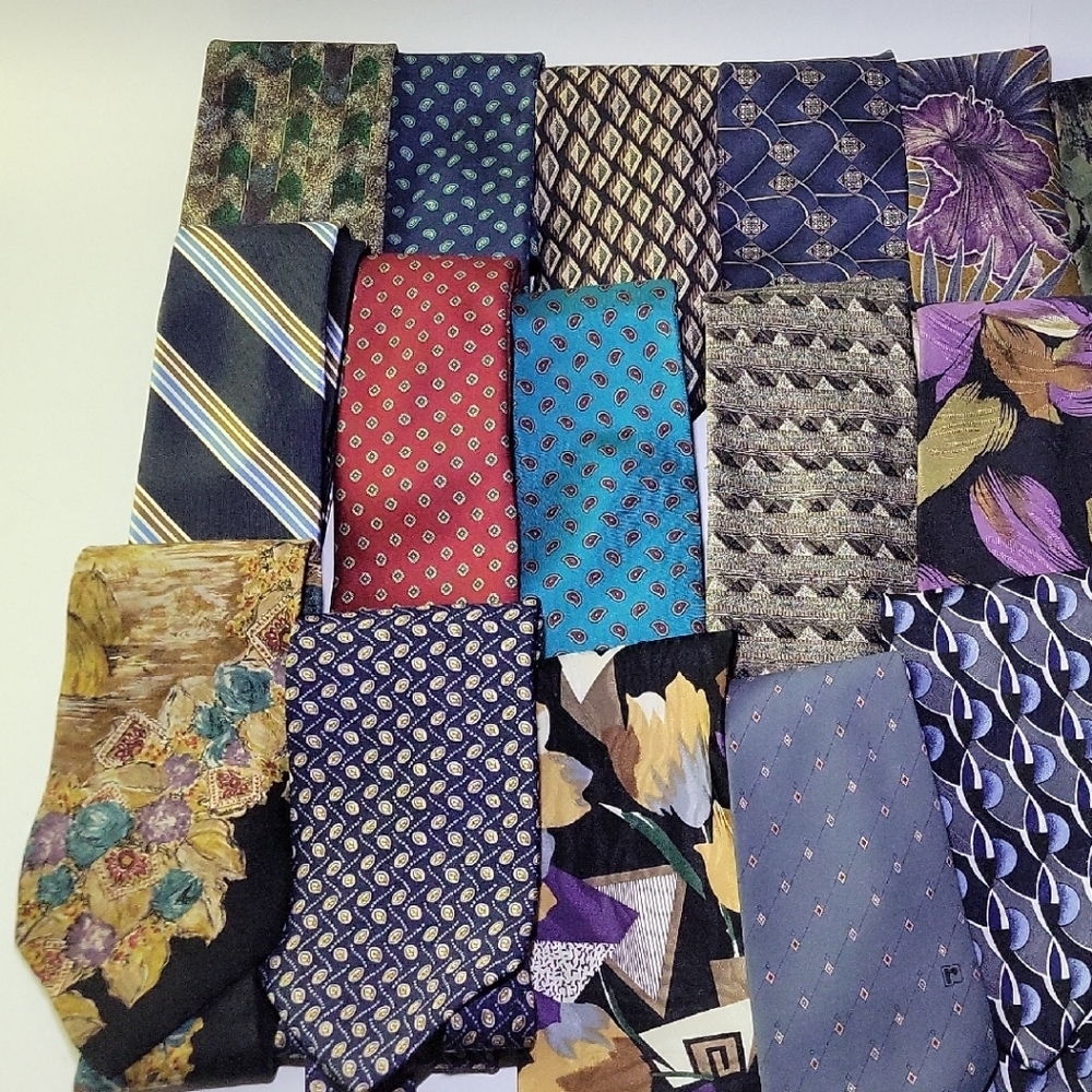 Colorful Patterned Tie Collection - Picture 4 of 12